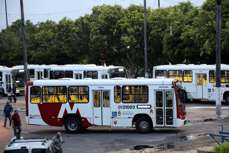 Roubos a ônibus têm queda de 27% em janeiro de 2024 em Manaus, diz IMMU