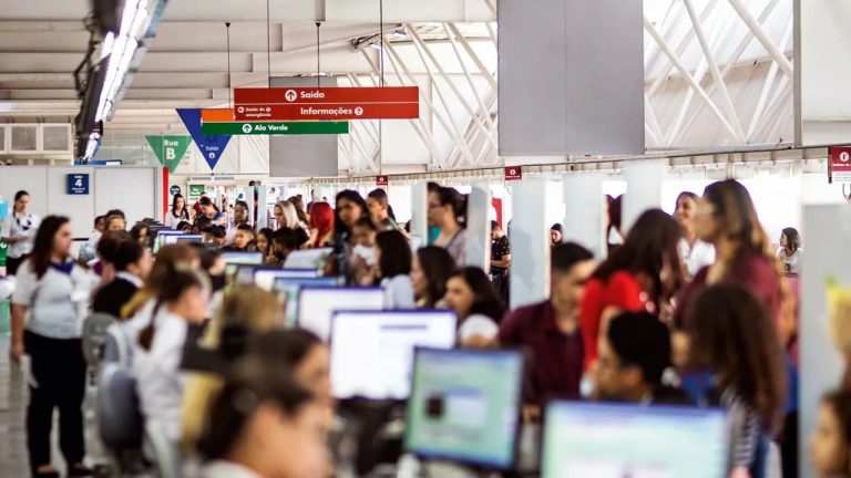 Setor de serviços cresce 1,1% no Amazonas em 2023, segundo IBGE