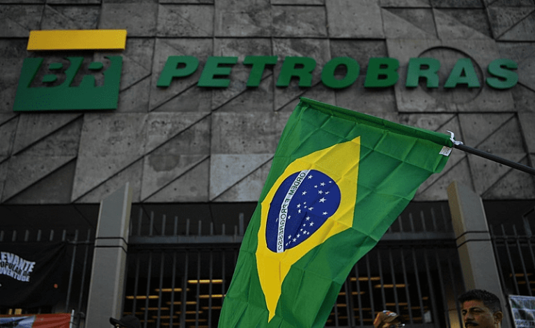 Petrobras bate recorde de valor de mercado ao atingir R$ 569 bilhões em 2024