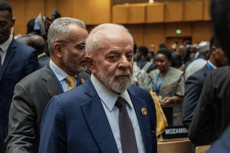 Oposição protocola pedido de impeachment de Lula por ofensa a Israel