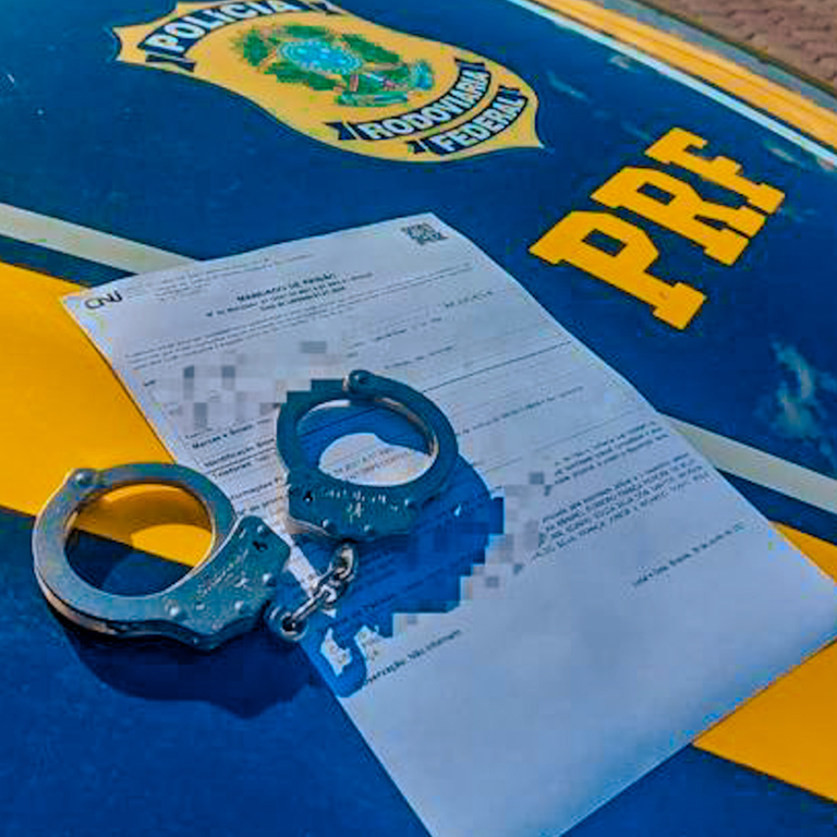 Em Manaus, foragido da justiça é preso durante fiscalização da PRF