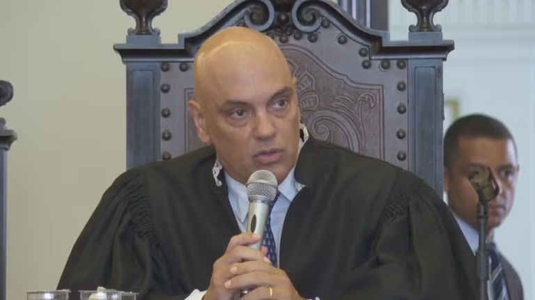 “Não podemos dar de Bambam contra Popó”, diz Moraes sobre defesa da democracia   
