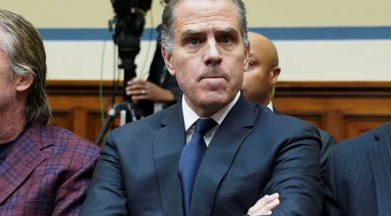 Ex-informante do FBI é acusado de mentir sobre Biden e seu filho