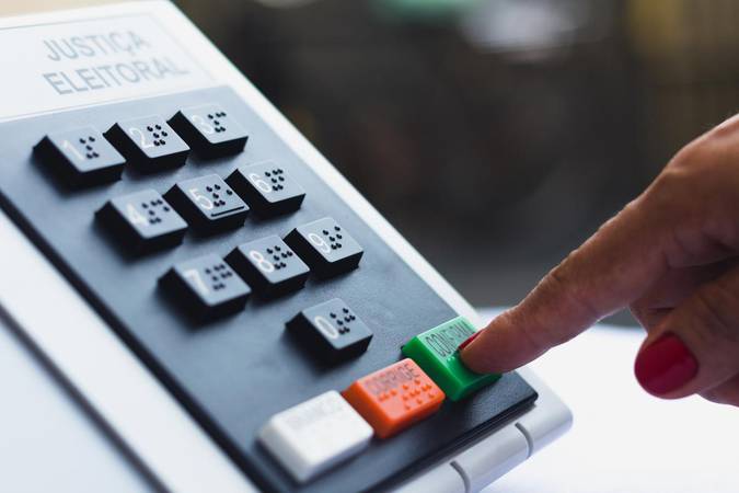 como votar, urna eletrônica, eleições