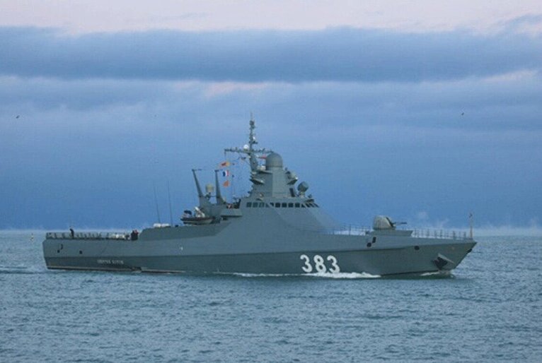 Ucrânia diz ter afundado navio de patrulha da Rússia próximo da Crimeia