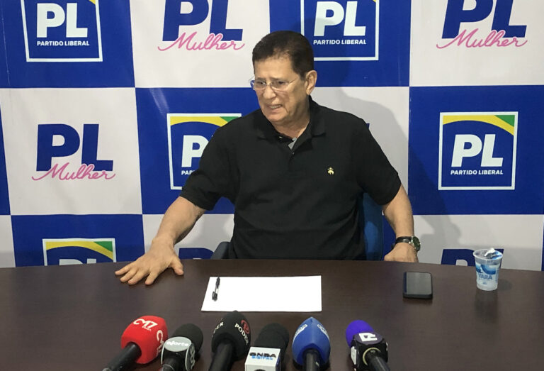 “Menezes tem que ser candidato a vereador”, diz Alfredo sobre orientação de Bolsonaro para eleições 2024