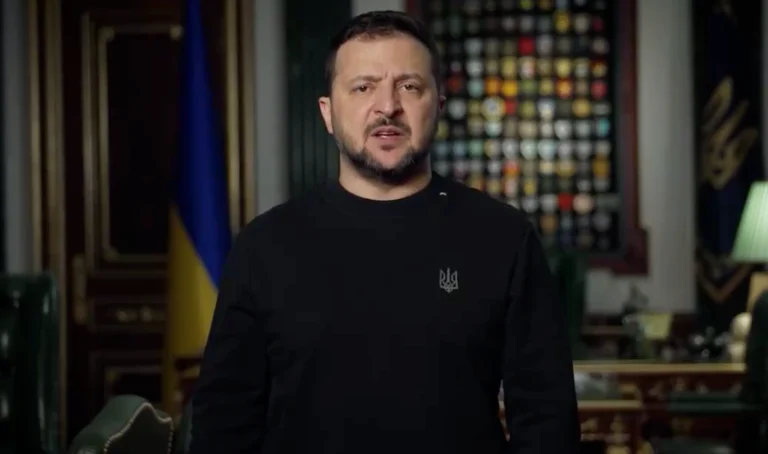 Zelensky diz que Putin quer "governar para sempre"