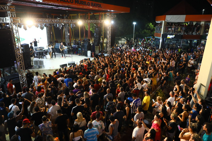 Casa de Praia Zezinho Corrêa recebe atrações musicais gratuitas de MPB, forró e toadas de boi-bumbá