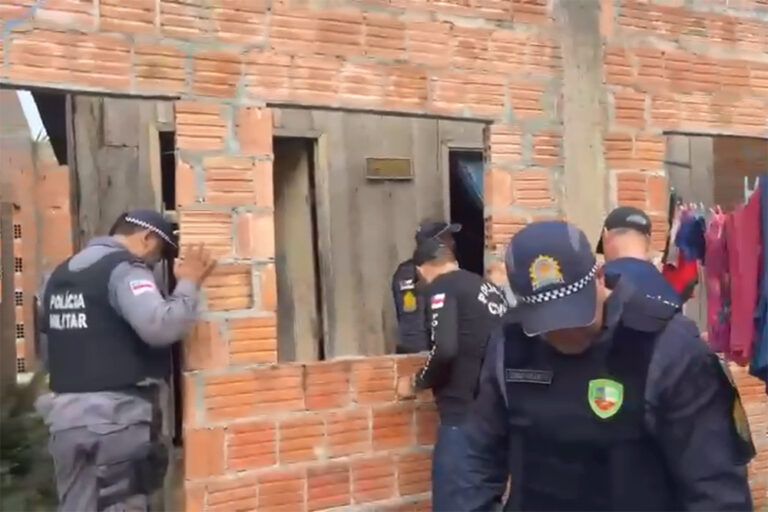 Pistoleiros invadem casa e matam vulgo ‘mosquito’ a tiros, em Manaus