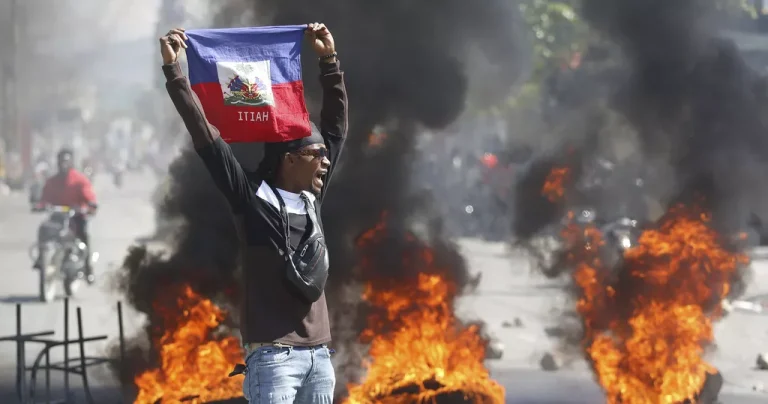Haiti prorroga estado de exceção em Porto Príncipe por um mês