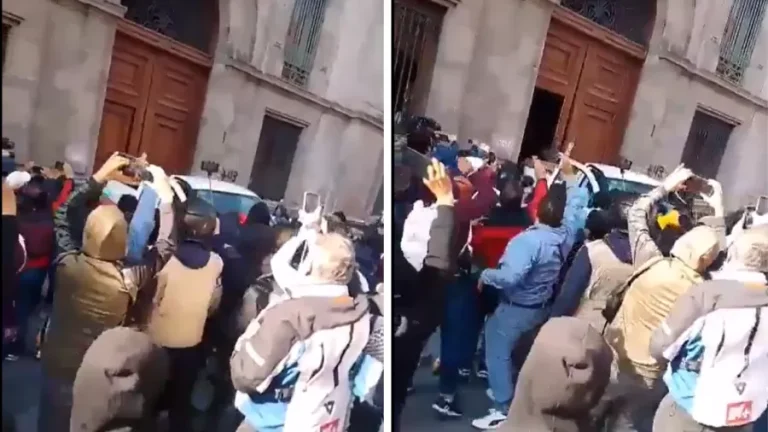 VÍDEO: Pessoas derrubam porta da sede do governo mexicano