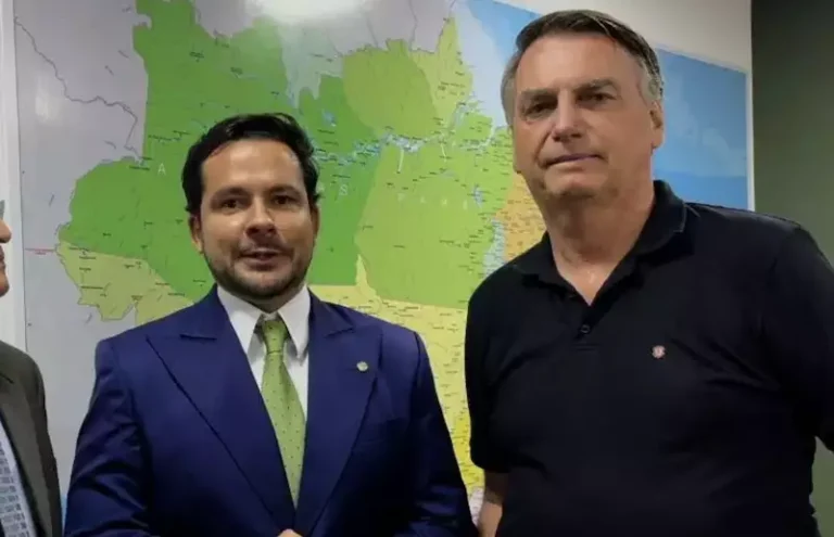 Bolsonaro deve vir a Manaus em maio, diz deputado Péricles em coletiva de anúncio de pré-candidato do PL