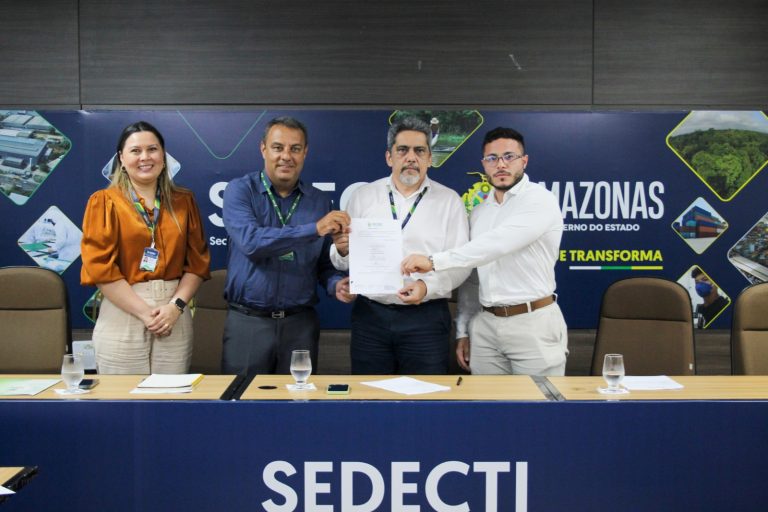 Governo do Amazonas assina termo de adesão ao Conselho Gestor do Parque Científico e Tecnológico do Alto Solimões