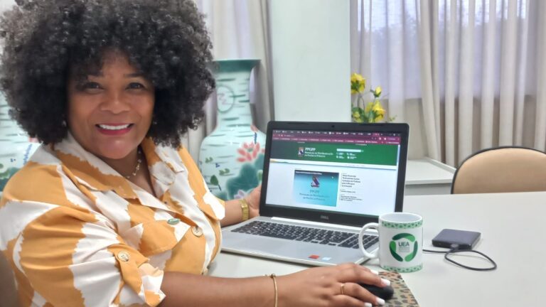 UEA realiza qualificação de servidores para melhoria na gestão universitária