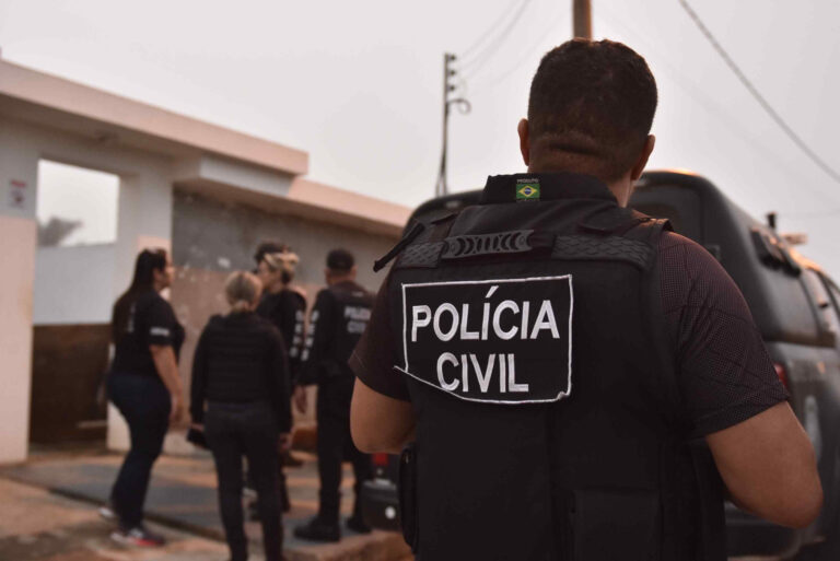 Homem que matou companheiro da ex com 50 facadas é preso em Boca do Acre