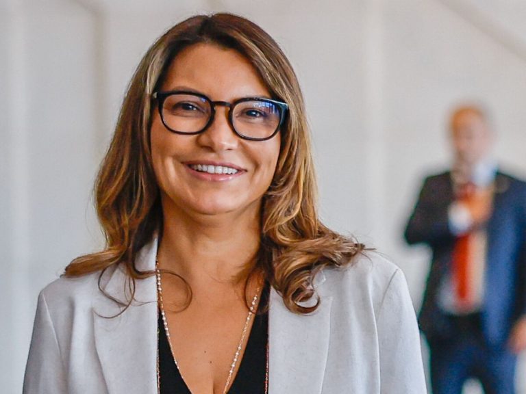 Janja critica falta de representatividade no STF: “Espero que seja espaço de mais mulheres”