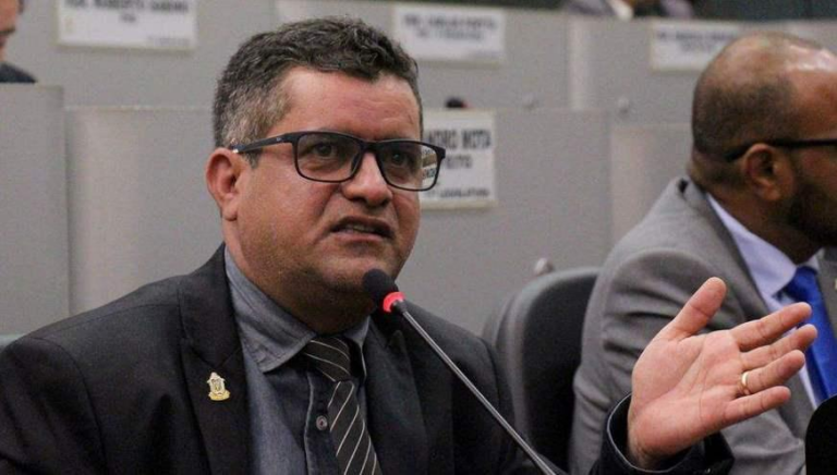Eleições 2024: Vereador Raulzinho de Super-Homem e defensor inabalável do prefeito
