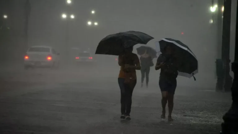 RJ tem aviso de grande perigo por previsão de ‘chuva extrema’