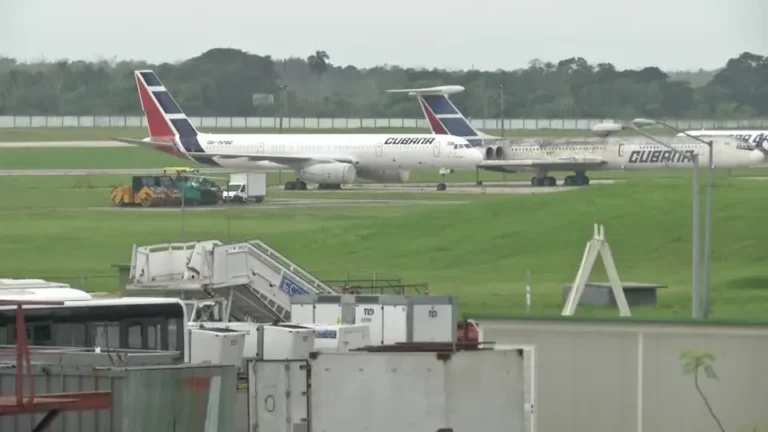 Companhia aérea de Cuba cancela voos após Argentina se negar a vender combustível