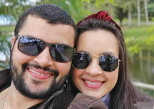 Casal morre dentro de carro e suspeita é intoxicação com gás, no interior de SP
