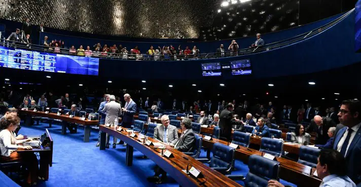 PEC do Quinquênio: Emenda custará quase R$ 82 bilhões aos cofres públicos