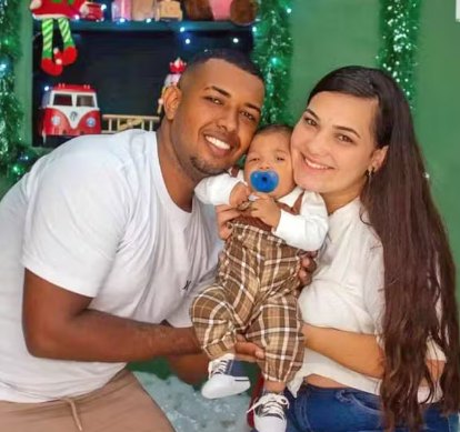 Homem morto com a família em Niterói enganou traficantes e foi vítima de emboscada, diz polícia