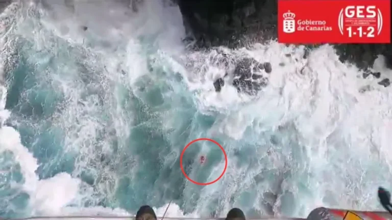 Vídeo: turista morre após cair no mar enquanto tirava fotos nas Ilhas Canárias