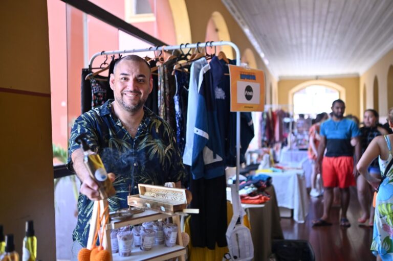 Feira Tupissai acontece pela primeira vez no Centro Cultural Povos da Amazônia