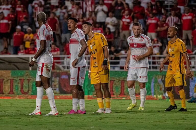 Fora de casa, Amazonas FC empata com CRB-AL e conquista o primeiro ponto na Série B