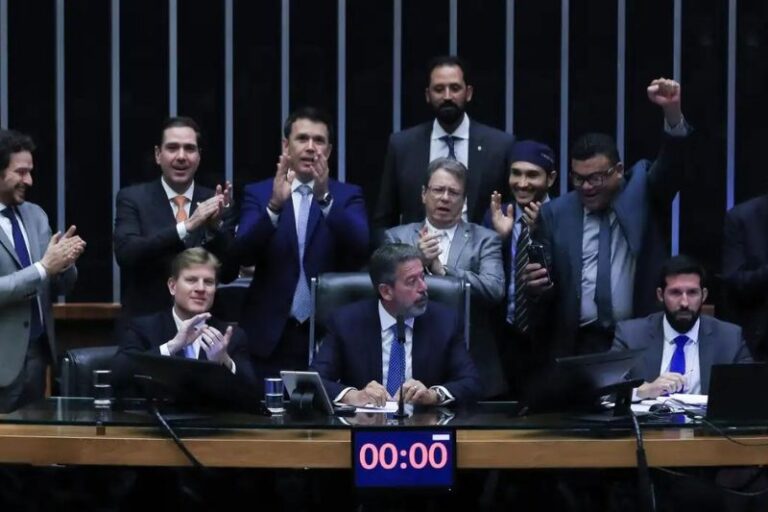 Câmara aprova programa para setor de eventos com teto de R$ 15 bilhões até o final de 2026