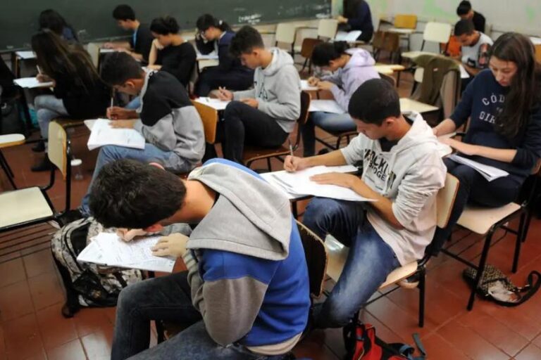 Impostos de serviços privados de educação e saúde reduzirão 60%; confira quais
