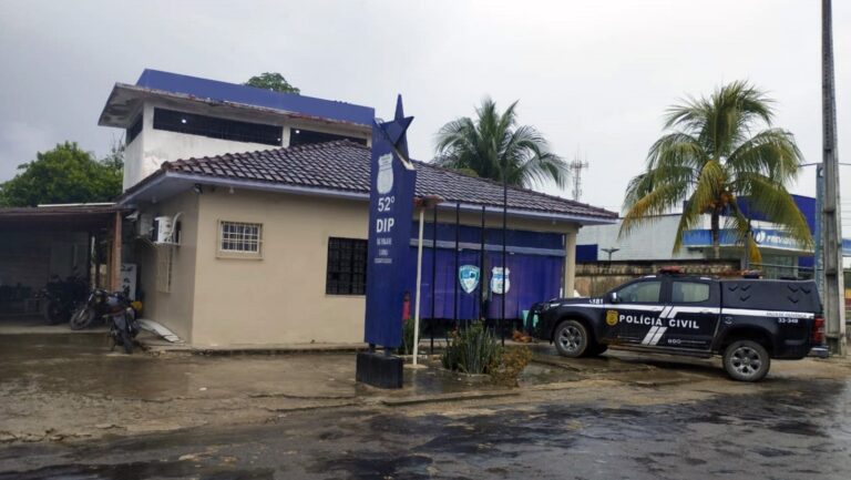 Dupla paga com drogas para matar homem em Benjamin Constant é presa
