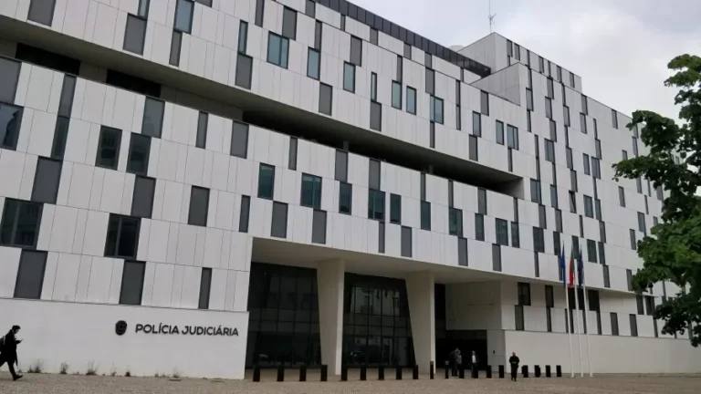 Em Portugal, pai e filha brasileiros procurados pela Interpol são presos por estelionato