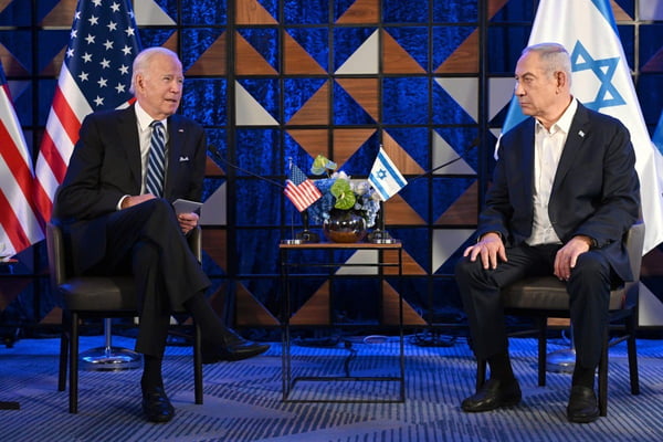 Netanyahu comenta suspensão de envio de armas dos EUA: "Vamos lutar com as unhas"