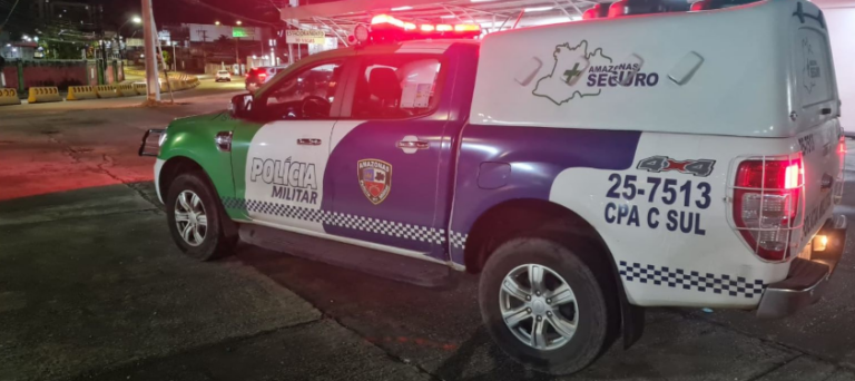 Mulher é presa suspeita de tentar matar a mãe idosa a facadas, em Manaus
