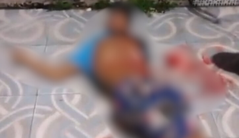 VÍDEO: Homem é encurralado por dupla em moto e morto a tiros, em Manaus