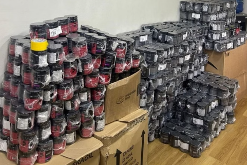 SP: quadrilha é presa por adulterar data de validade de suplementos alimentares
