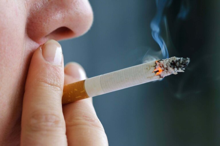Sociedade Brasileira de Patologia alerta que hábito de fumar está relacionado a pelo menos 12 tipos de cânceres