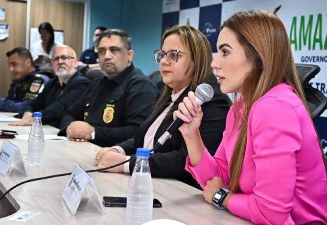 MPAM recomenda a proibição da presença de políticos em ações da Polícia Civil MPAM recomenda a proibição da presença de políticos em ações da Polícia Civil