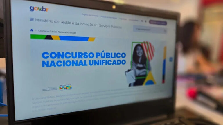 Governo anuncia nova data para o Enem dos Concursos: 18 de agosto