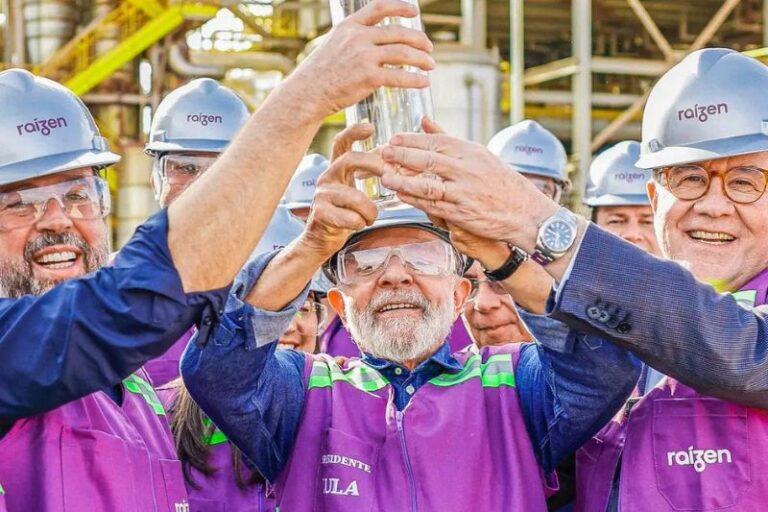 Lula diz que energia verde será priorizada no mercado interno pelo governo federal