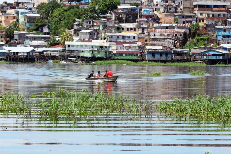 Rio Negro em Manaus pode chegar a 27,14 metros, diz Serviço Geológico do Brasil