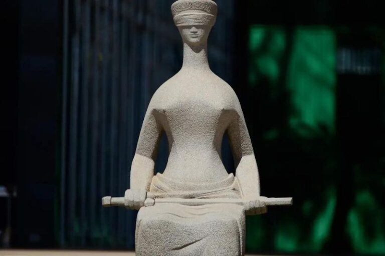Estatua do STF