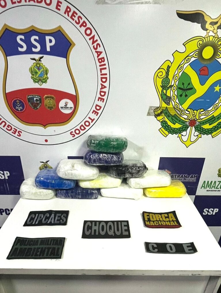 Drogas avaliadas em R$ 500 mil são apreendidas em barco no Amazonas