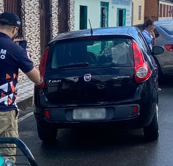 Assessor de vereador de Parintins é preso suspeito de receptação e com carro adulterado