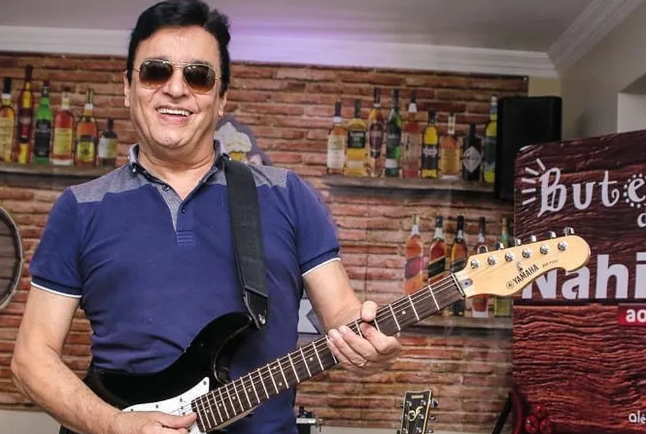 Ex-A Fazenda, cantor Nahim é encontrado morto dentro de casa, em São Paulo