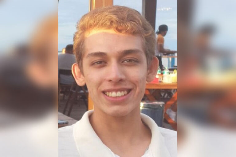 Jovem está desaparecido em Manaus e família pede ajuda para encontrá-lo