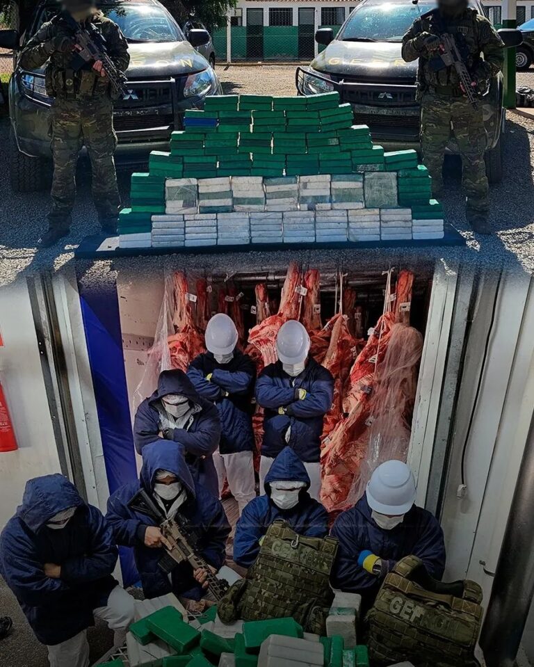 A droga foi encontrada durante abordagem policial.