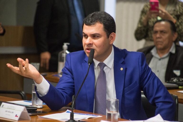 Saullo Vianna apresenta projeto para tornar mais rigorosa a venda de cetamina