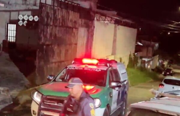 TENTATIVA DE HOMICÍDIO: Venezuelano é baleado ao sair de casa para buscar filha, em Manaus